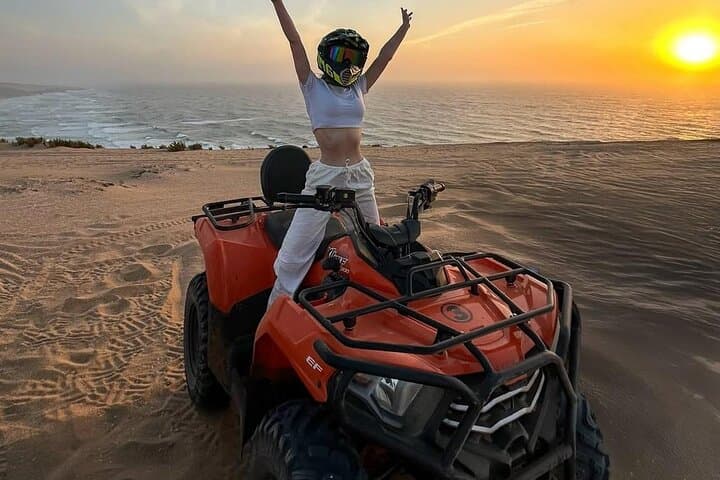 Sandboarding & BBQ Adventure 4