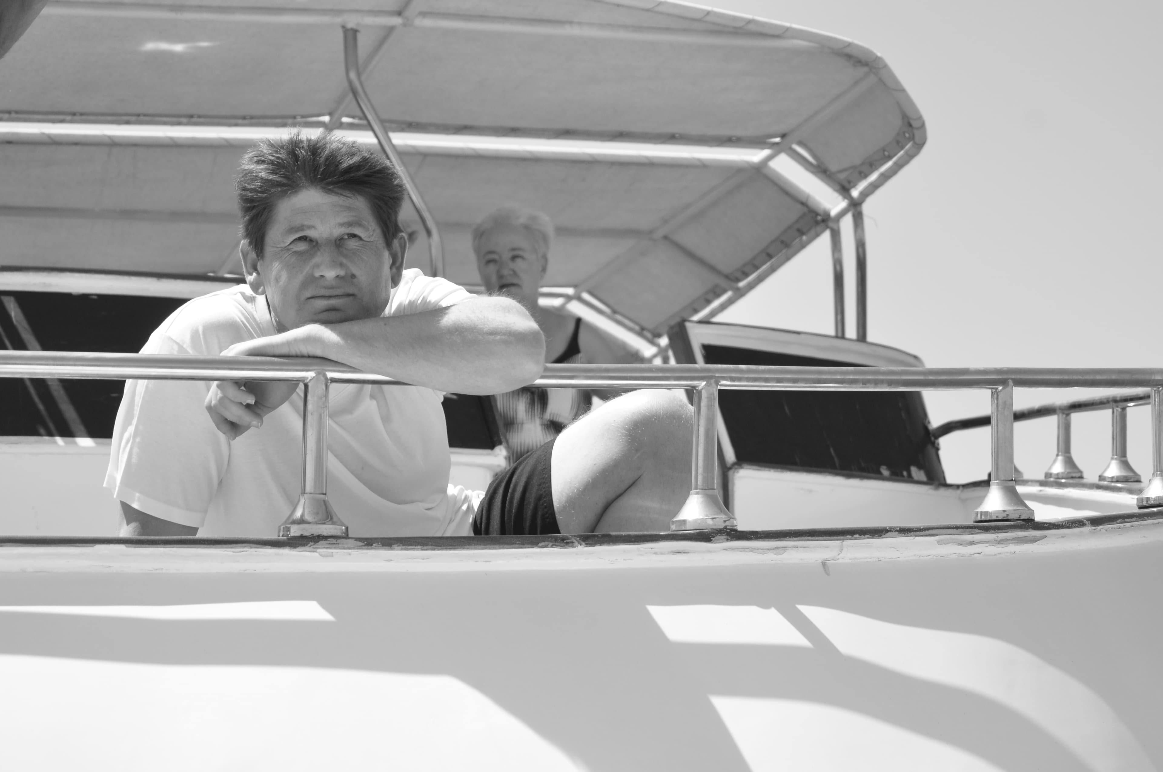 Boat to the Island 